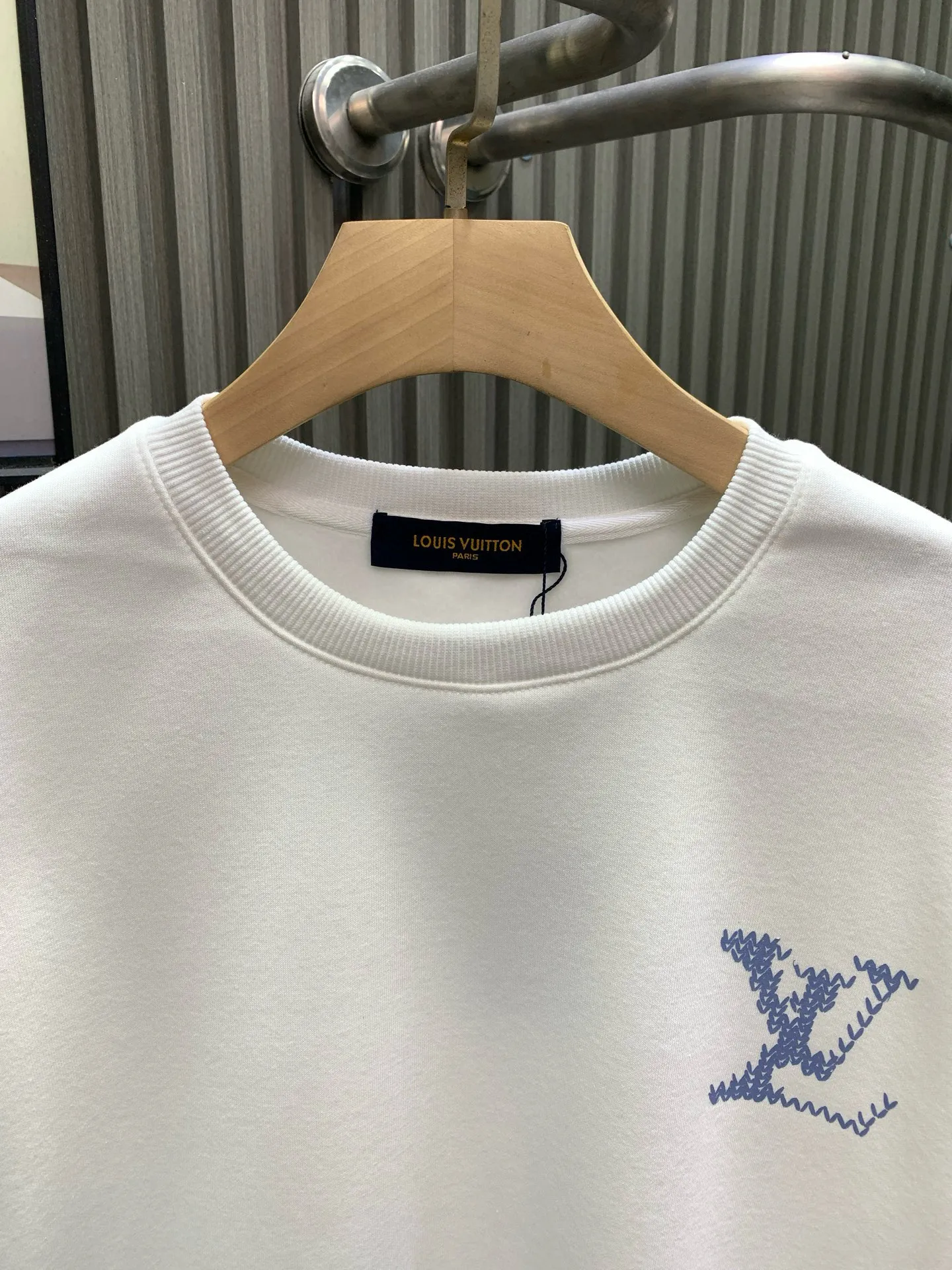 🅿️250 white